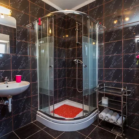 Antonija * スタリー・グラード